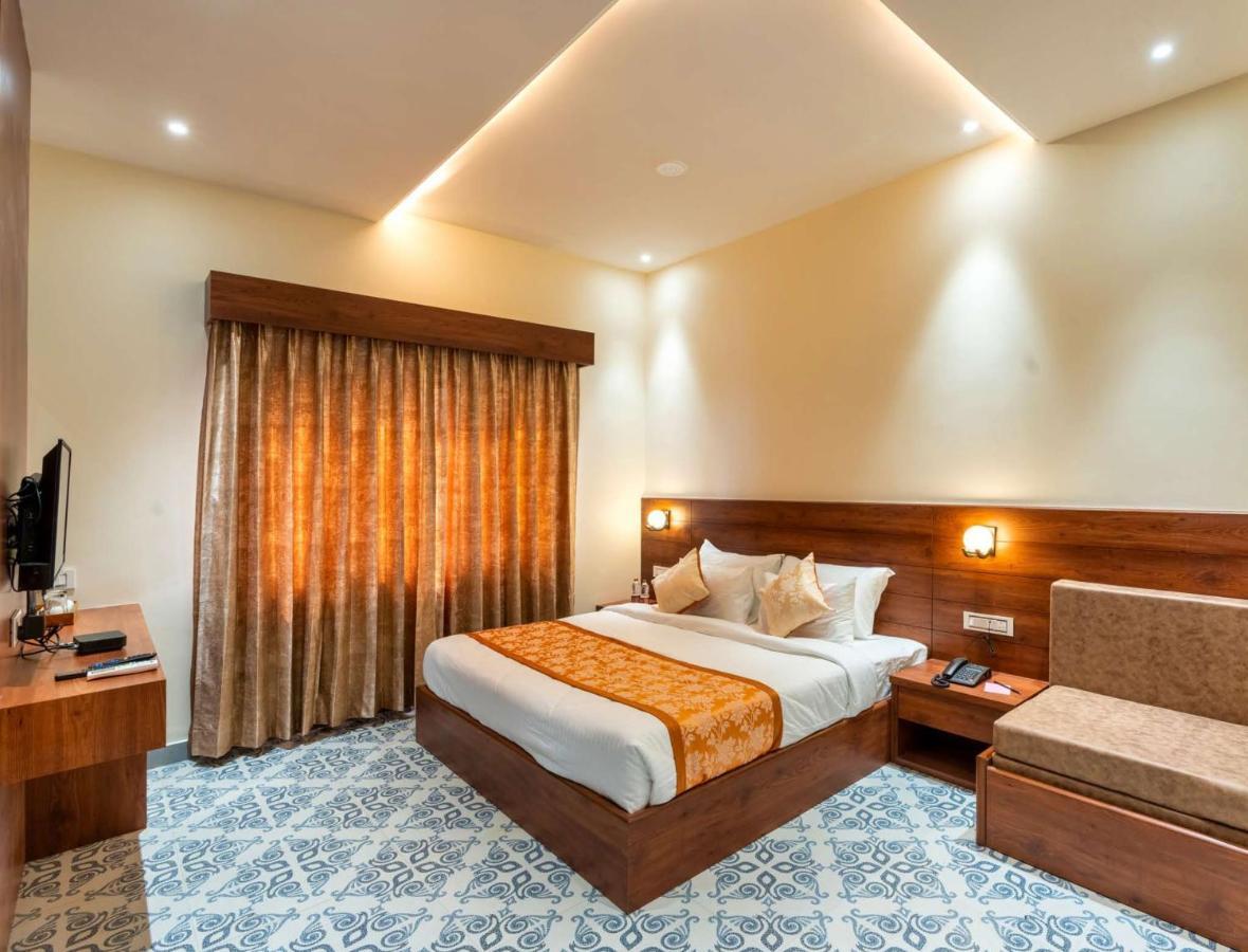 Hotel The Grand Fateh Udaipur Exterior foto